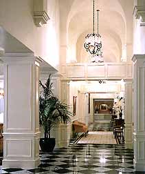 Hotel - Comercial Interior Design